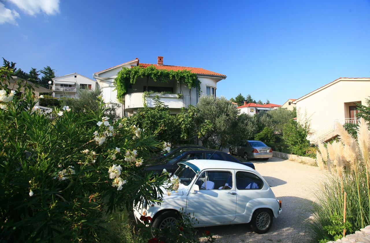 Ferienwohnung Elida Krk Town Exterior foto
