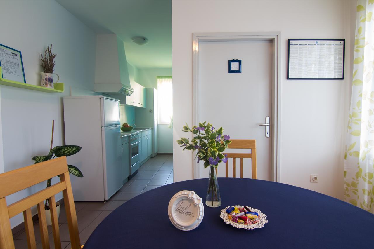 Ferienwohnung Elida Krk Town Exterior foto
